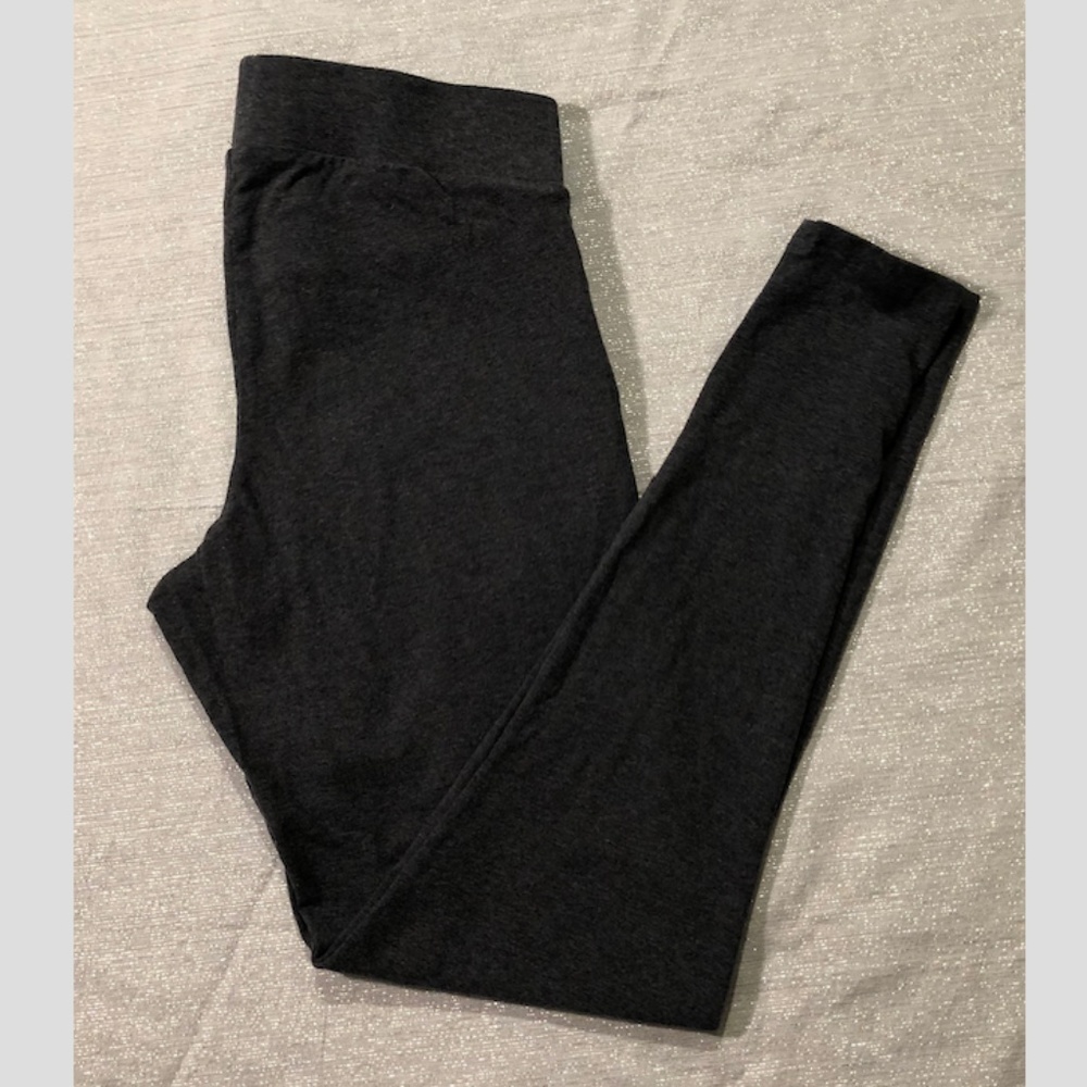 NWOT Torrid gray leggings